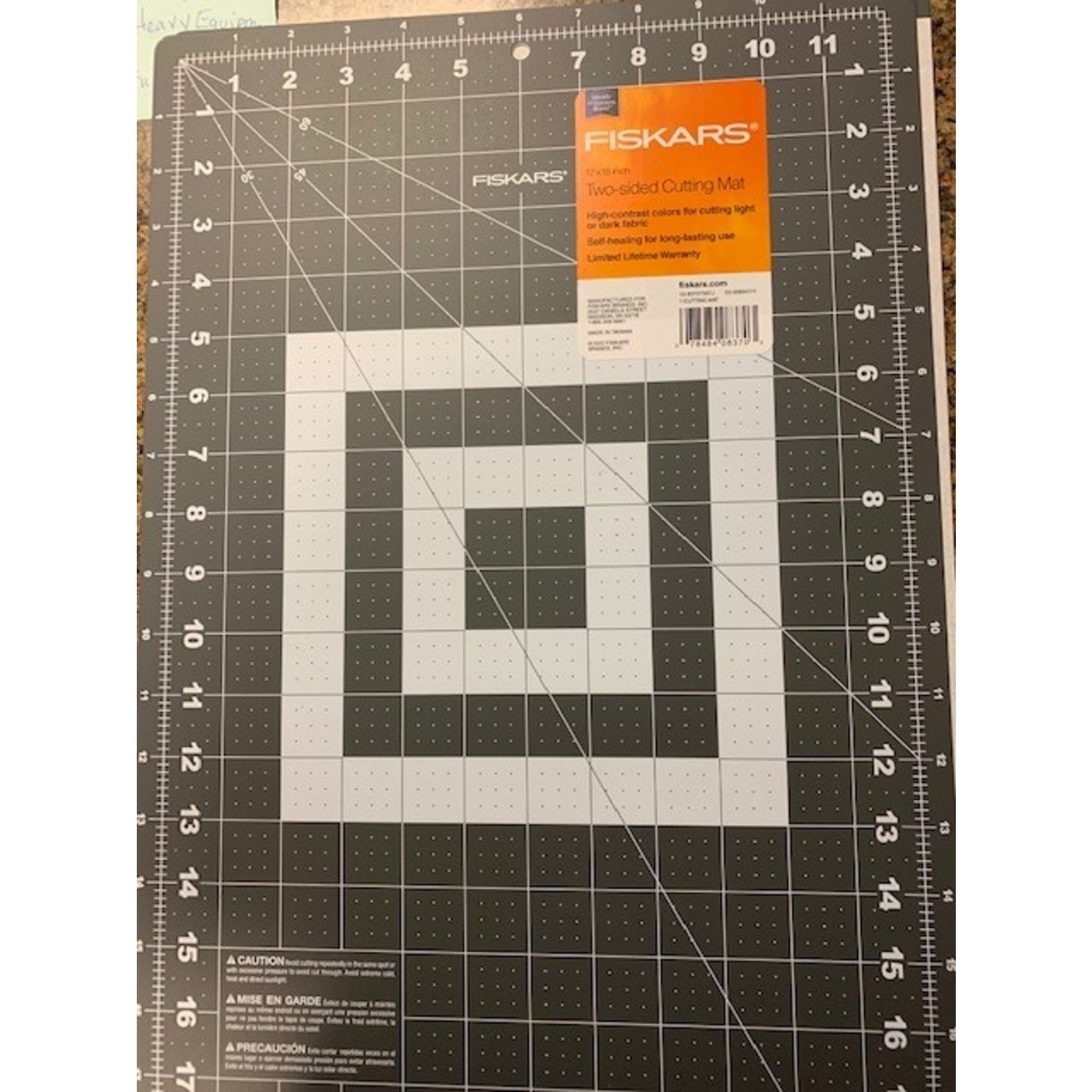 Fiskars Rotary Mat,  2 sided, Self Healing, 12 x 18