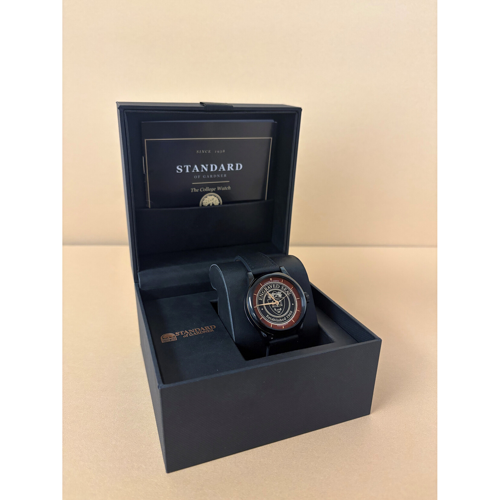 STANDARDS COLLEGE WATCH