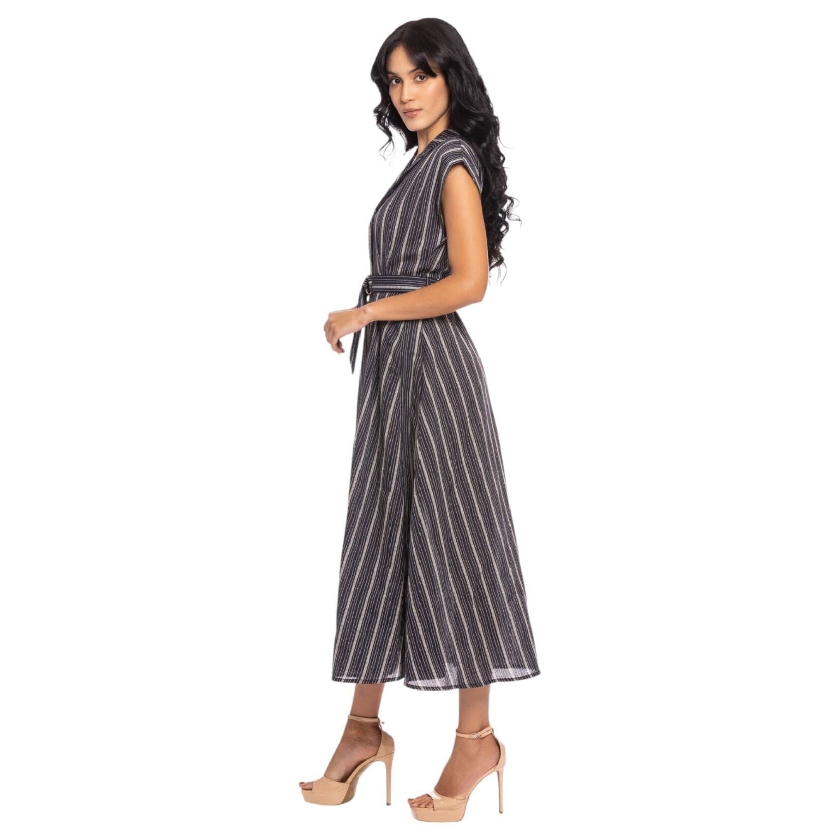 ESSENCIA ESSENCIA BELTED SLEEVELSS MAXI DRESS MM6146