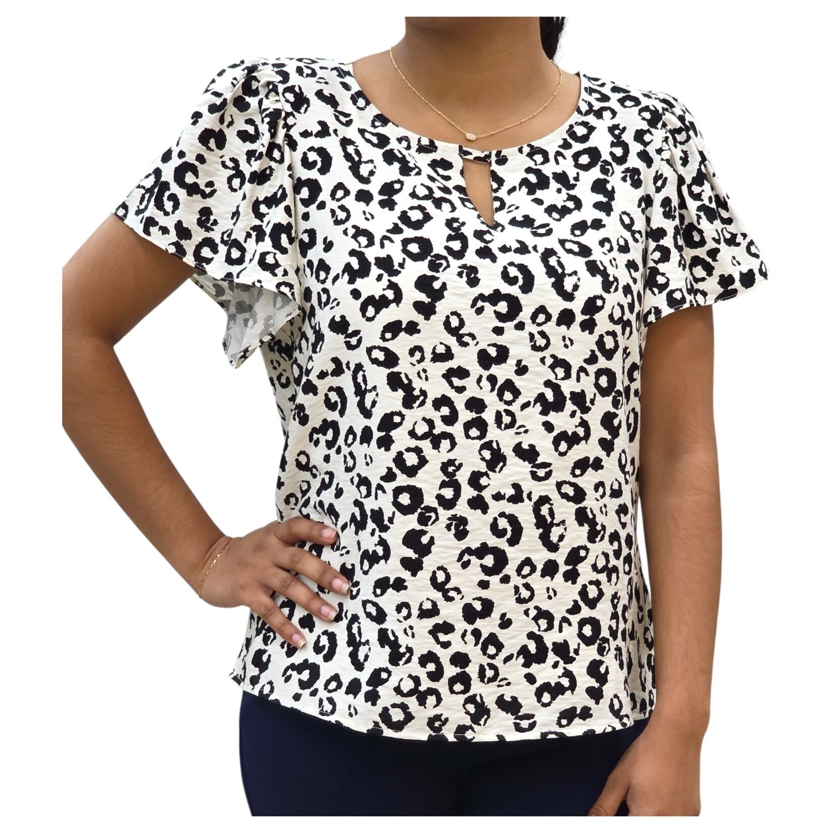 BON AMI BON AMI FRILLED CAP SLEEVE SLEEVE KEYHOLE CHEETAH PRINT TOP T8299