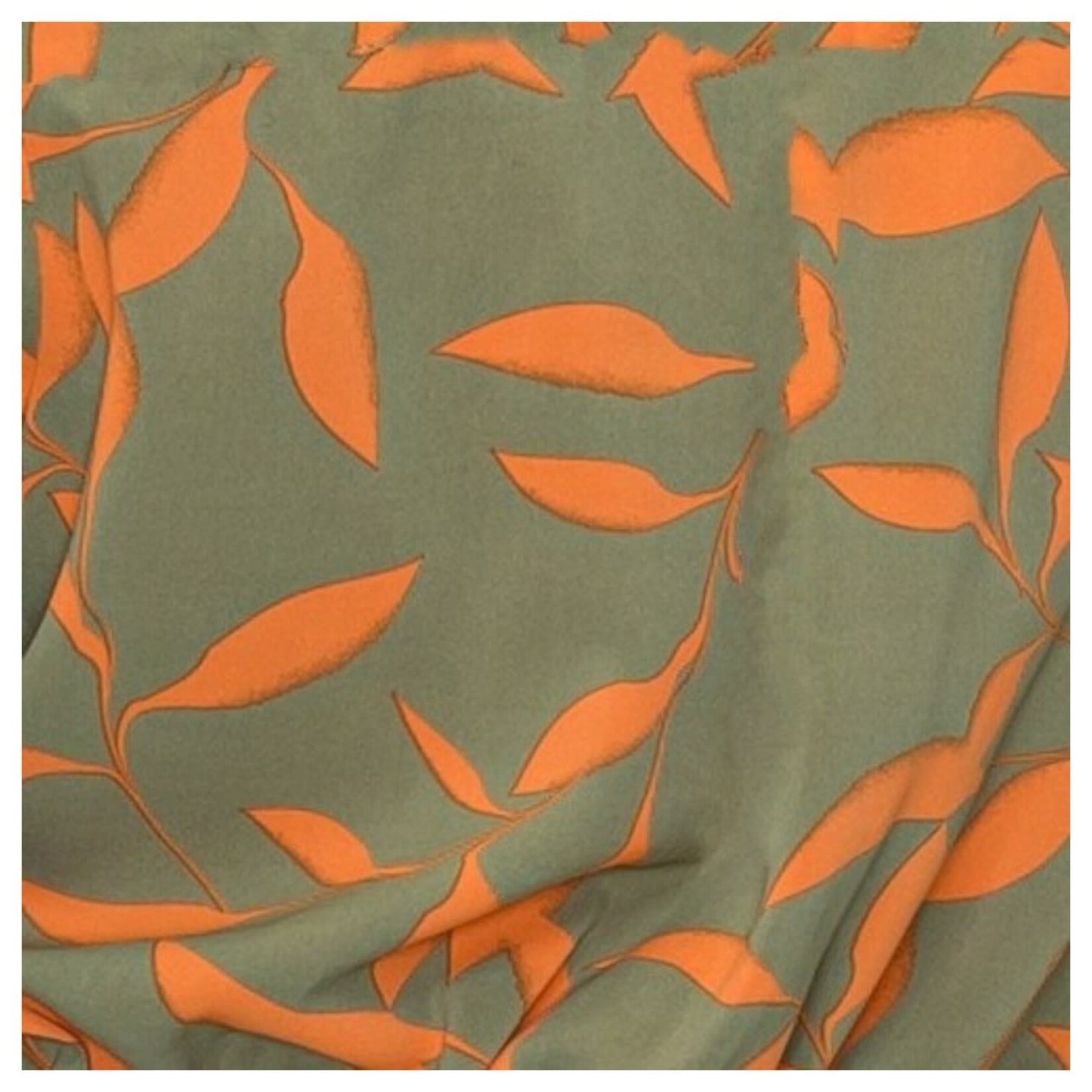 DNA DNA LEAF PRINT LONG SLEEVE TOP 6422T-24086
