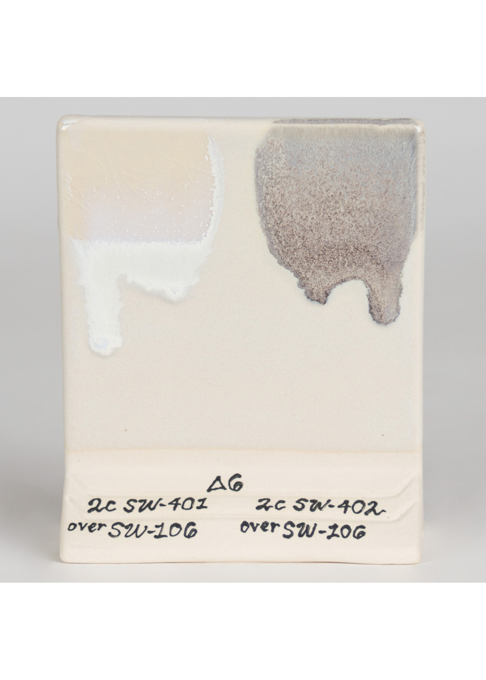 Mayco Coloramics Alabaster SW 106