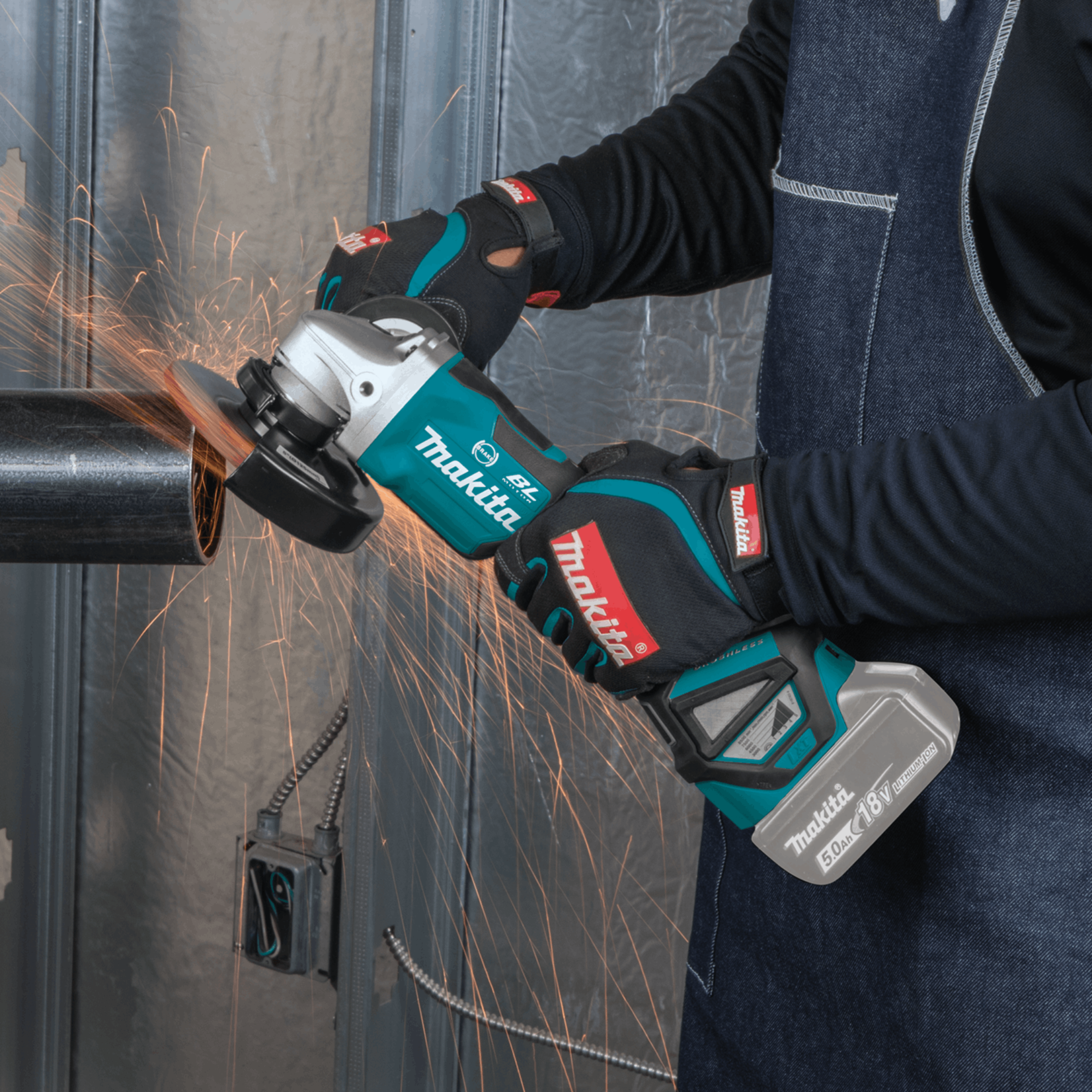 Makita Makita 18V LXT Cordless Angle Grinder w/BR