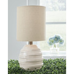 GLENNWICK WHITE CERAMIC TABLE LAMP BY ASHLEY