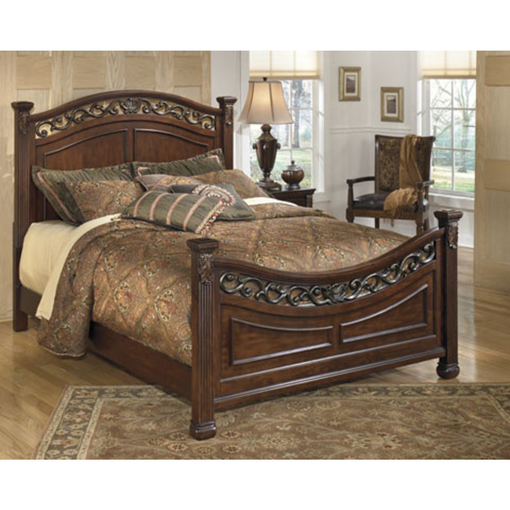 ASHLEY FURNITURE LEAHLYN  BROWN QUEEN BED BY ASHLEY