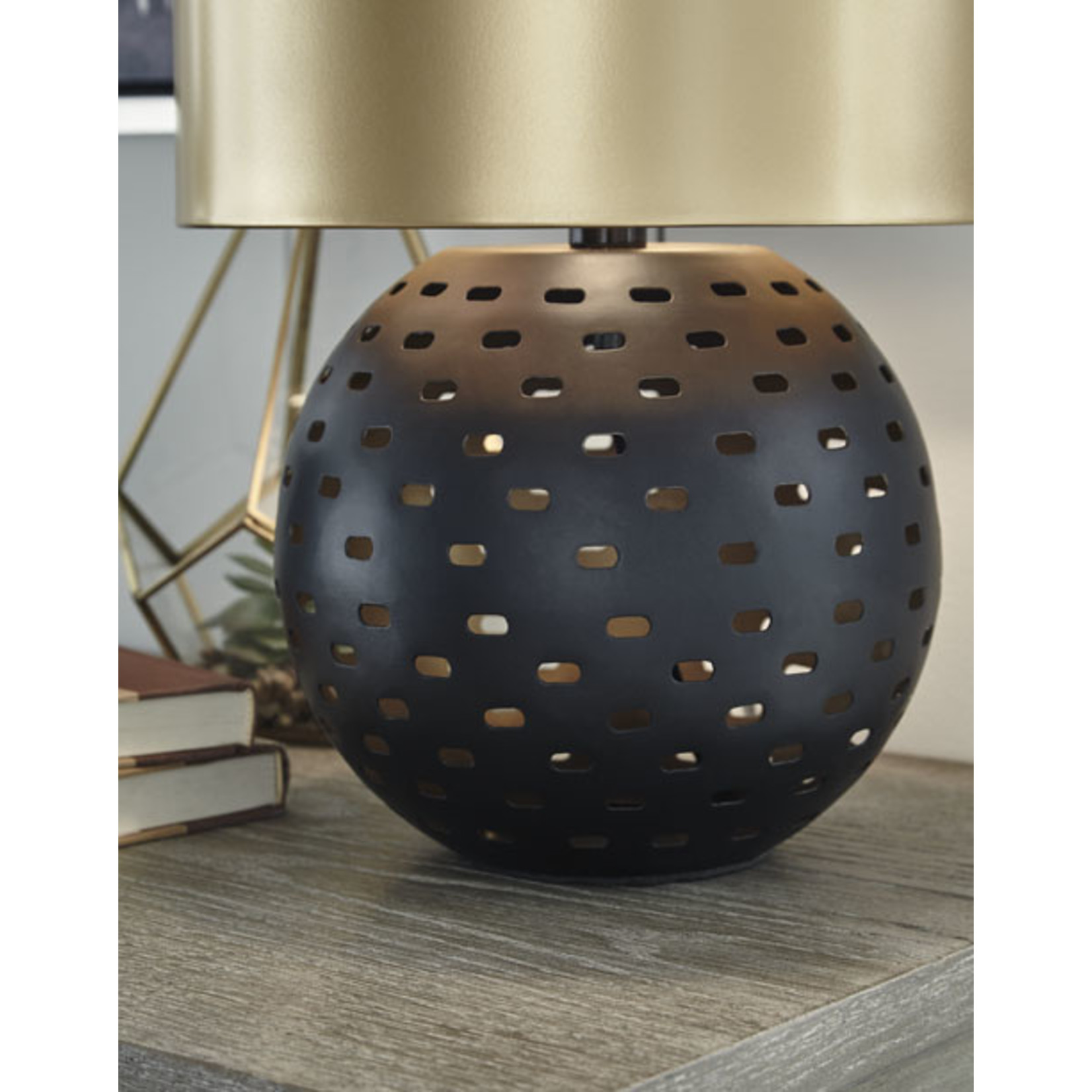 ASHLEY FURNITURE MAREIKE BLACK GOLD METAL TABLE LAMP BY ASHLEY