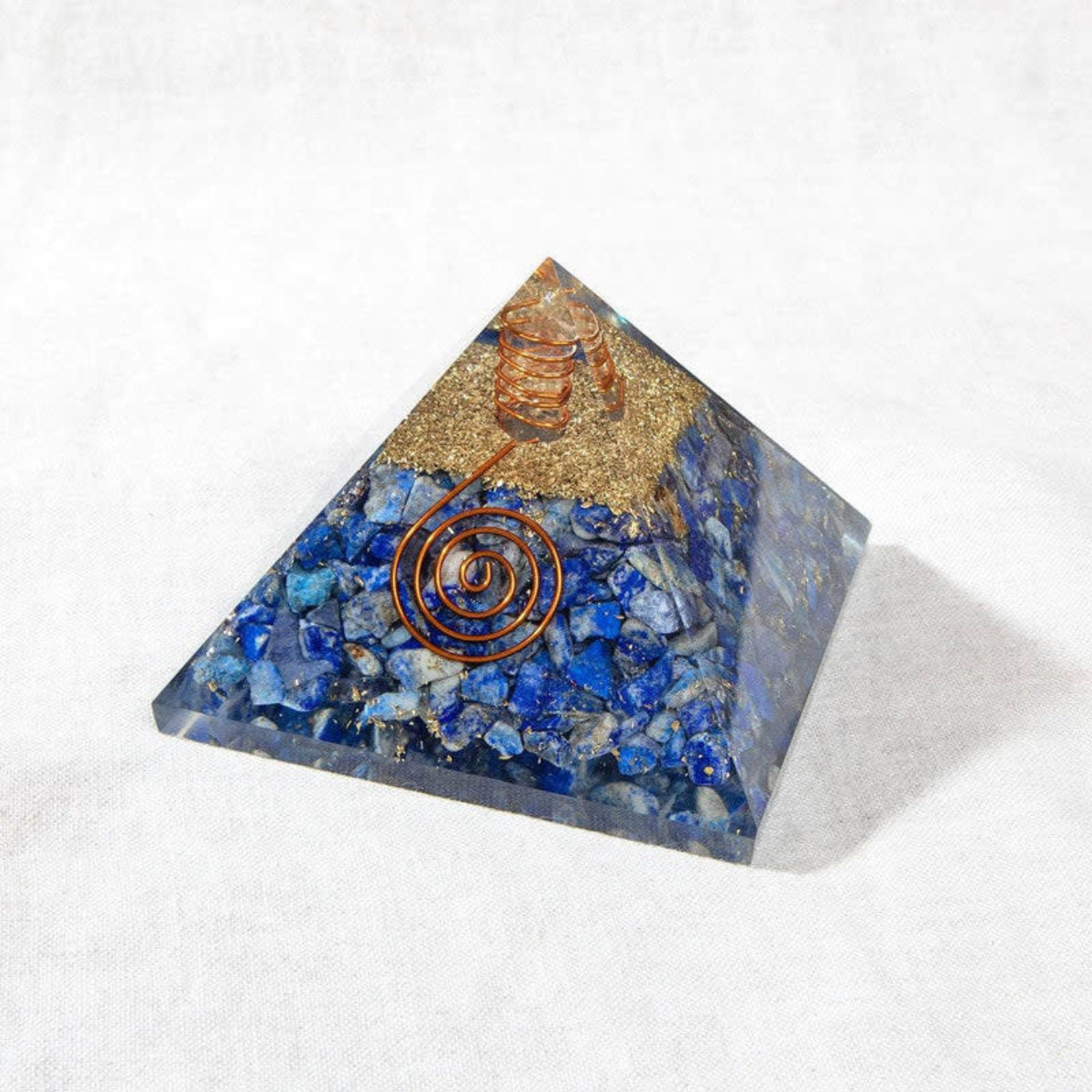 Faire PYRAMID HEALING STONE