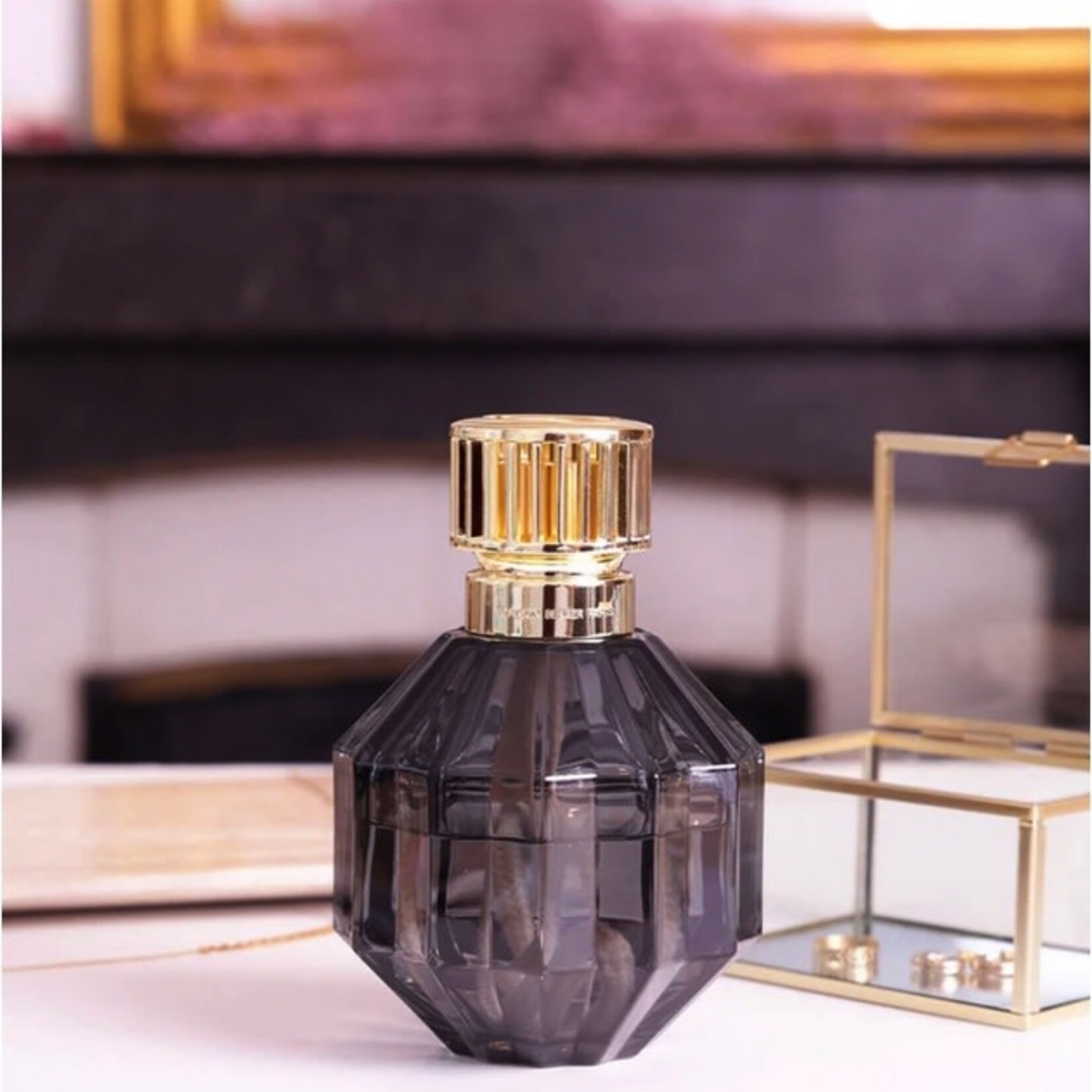 Maison Berger Paris Facette Lamp with Cotton Caress —Black