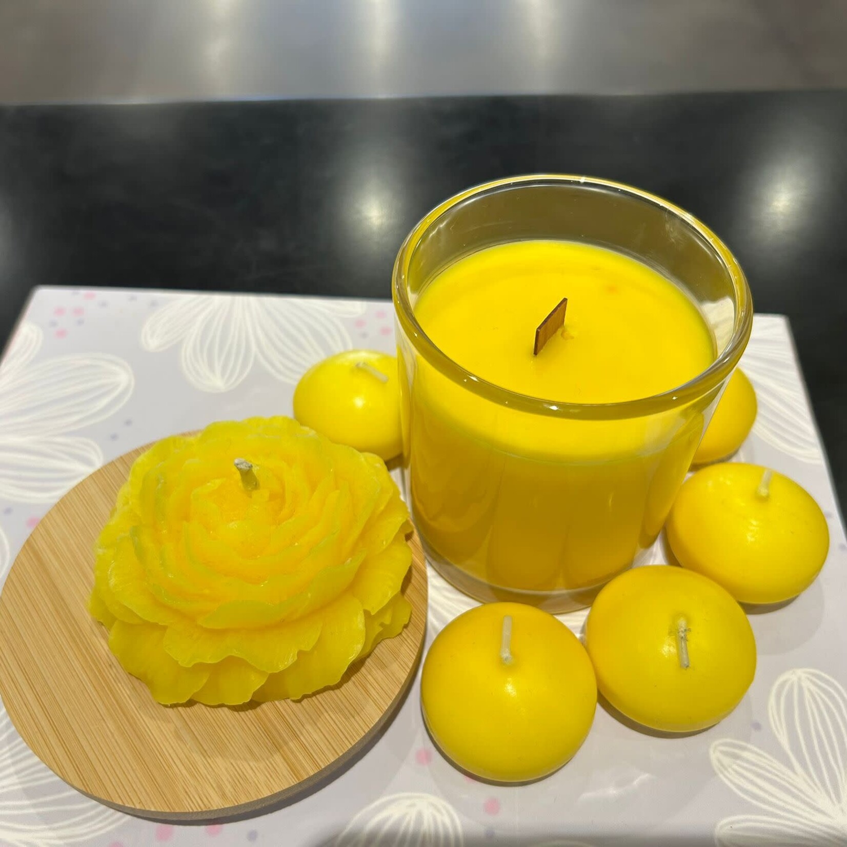 Candle Time Jasmin - Soy Wax & Wood Wick Candle