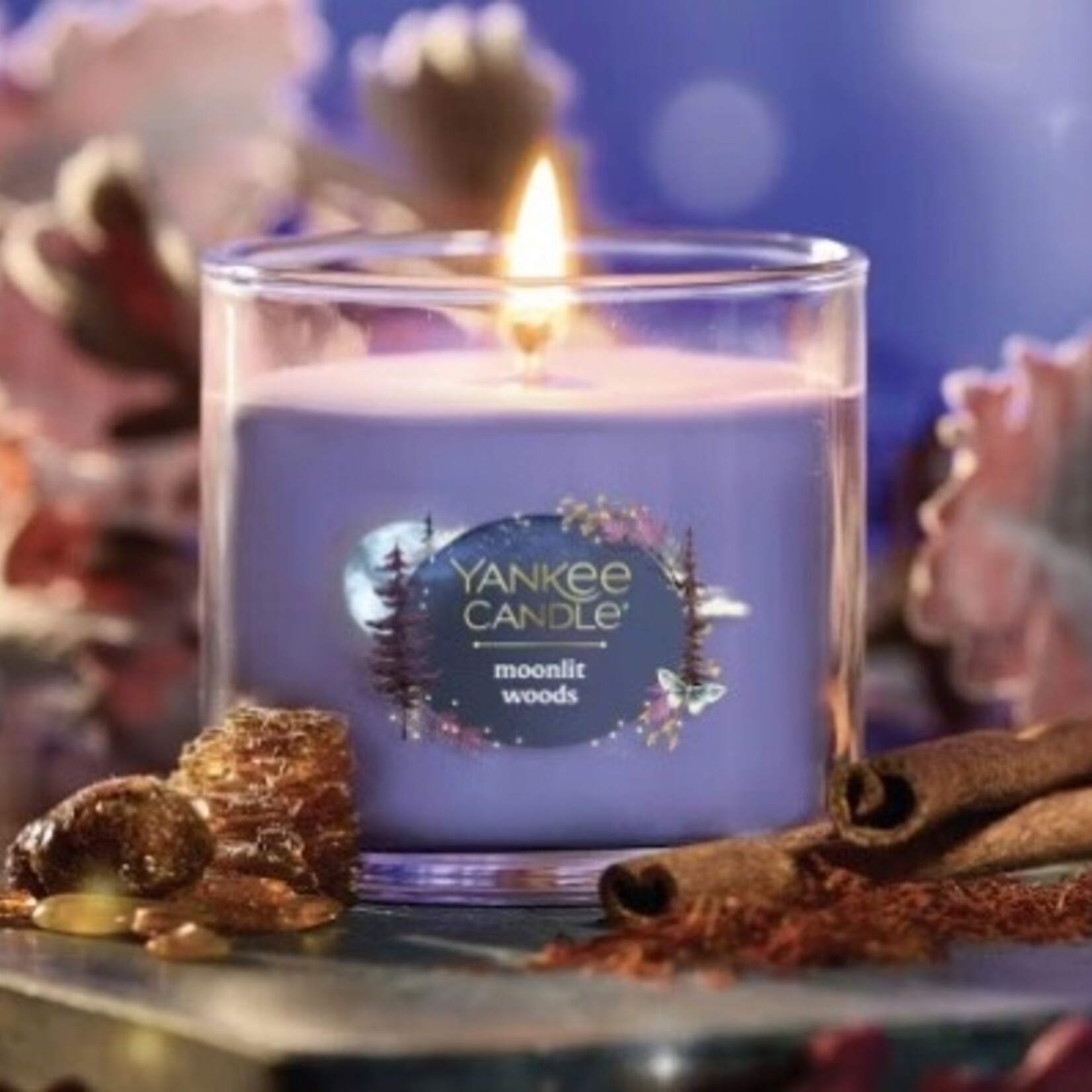Yankee Candles Moonlit Woods