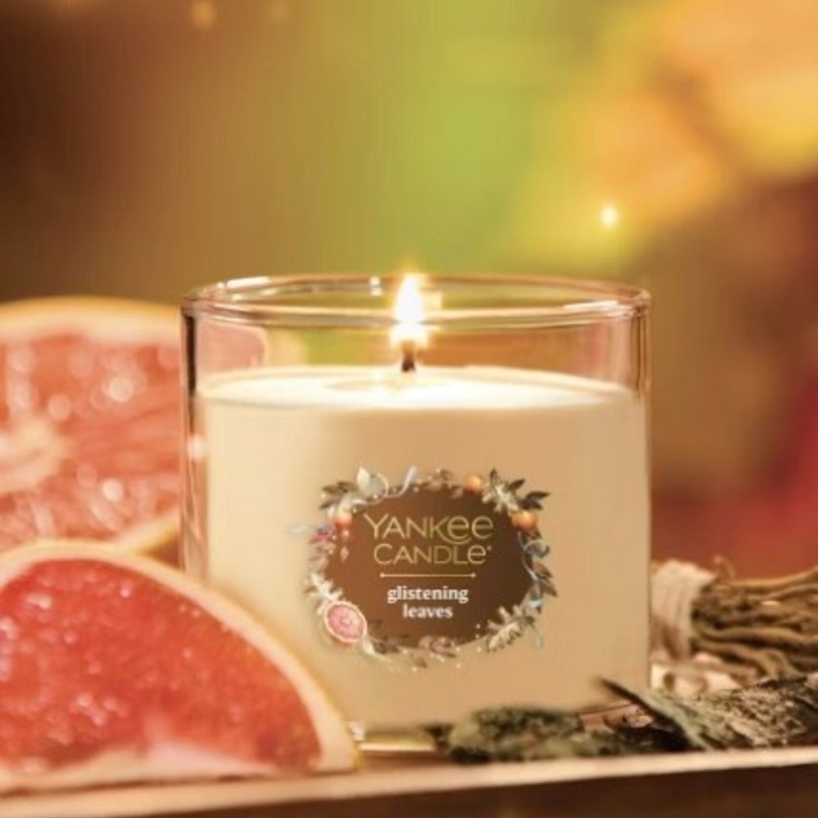 Yankee Candles Glistening Leaves