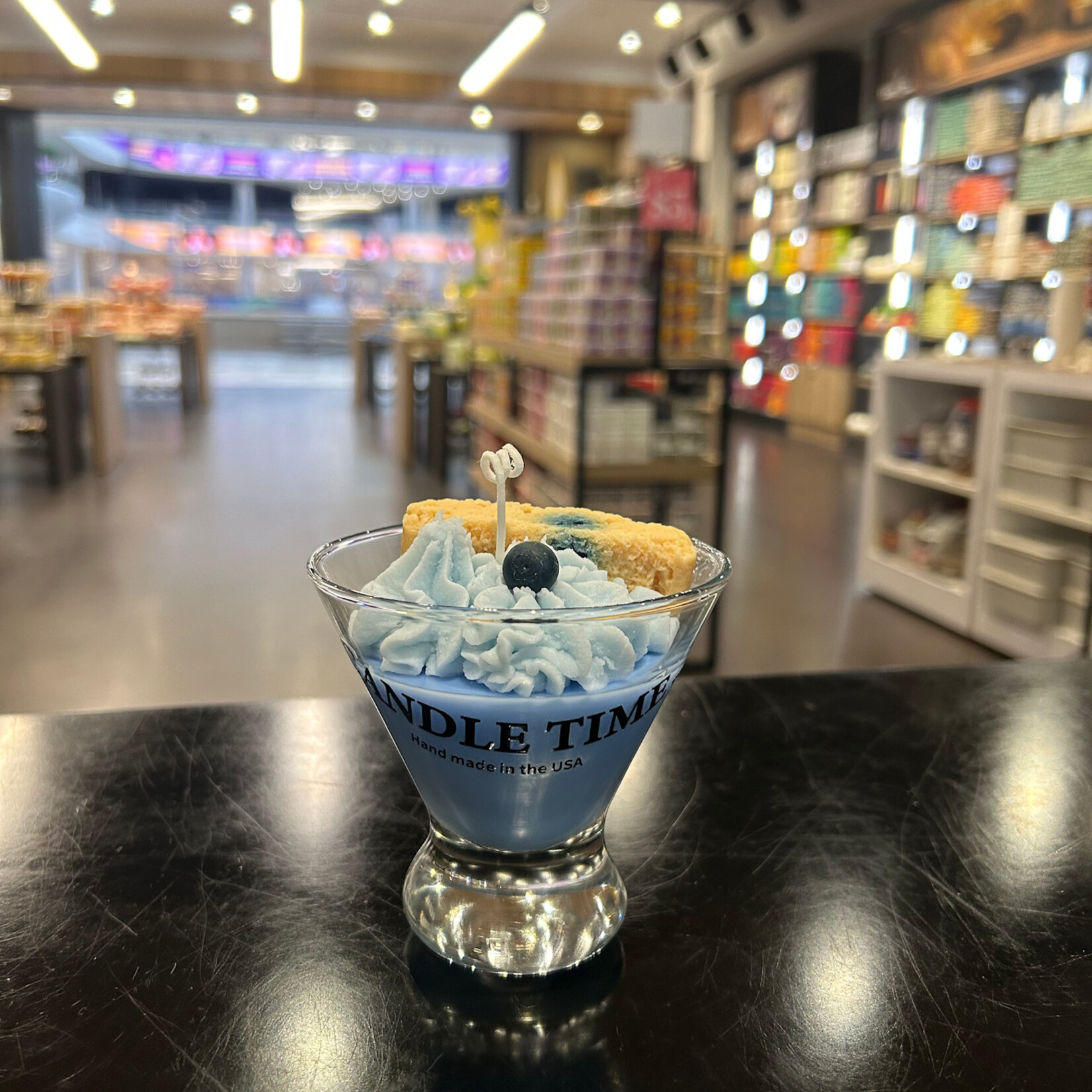Candle Time Blueberry Rose Dream Soy Wax  Medium Candle