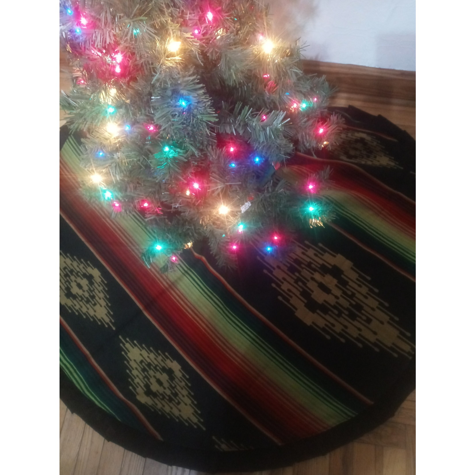 The Crooked Creek  Studio Southwest Theme Christmas Tree Skirt-Festive