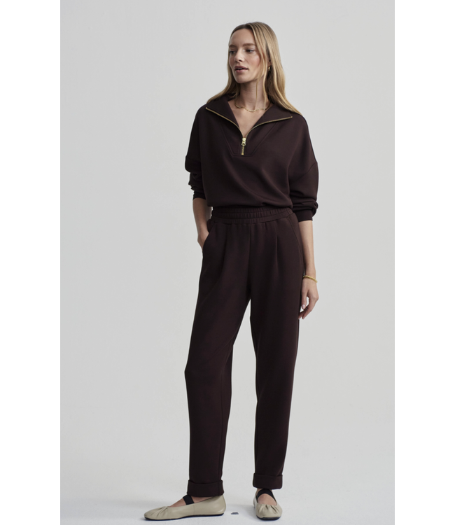 the rolled cuff pant 25- coffee bean