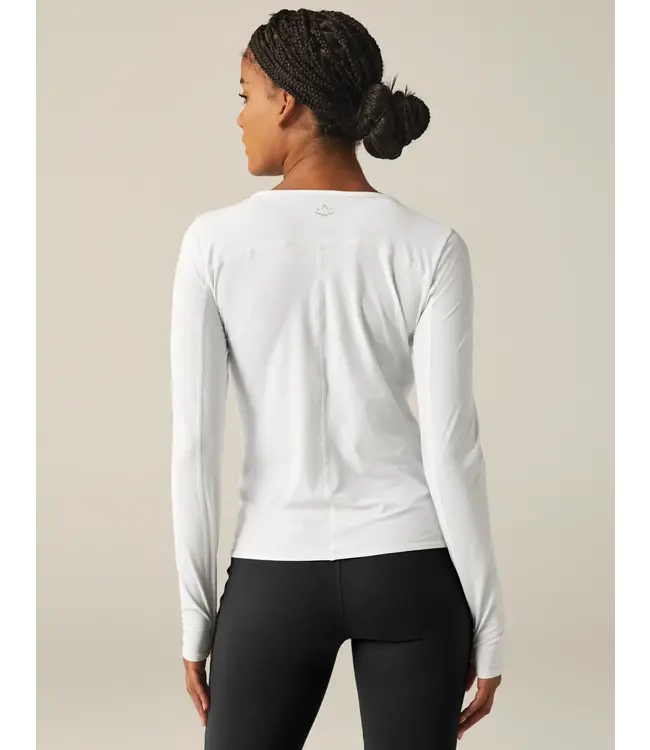 Powerbeyond Lite Airshield Long Sleeve Top- Lunar White