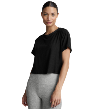 Beyond Yoga Featherweight Supreme Cropped Tee- Darkest Knight