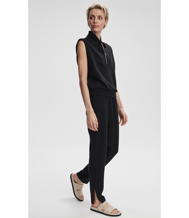 Loretta Half Zip- Black