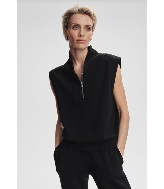 Loretta Half Zip- Black
