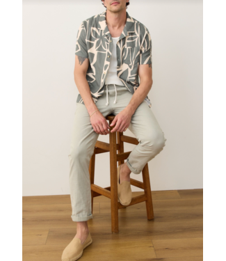 Marine Layer Stretch Selvage Resort Shirt- Olive Abstract Palm