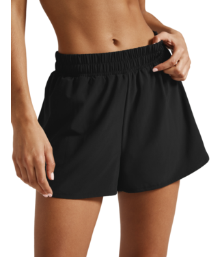 Beyond Yoga In Stride Lined 3" Short- True Black