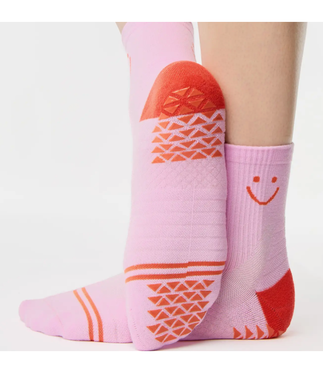 Women's Happy Ankle Runner Grip Sock- Pink