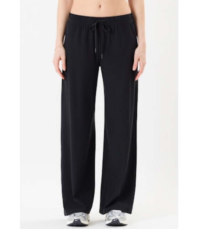 Brynn Airweight Pant- Black