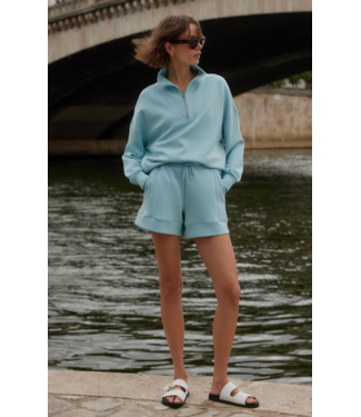 Varley Atrium High Rise Short 4.5- Porcelain Blue