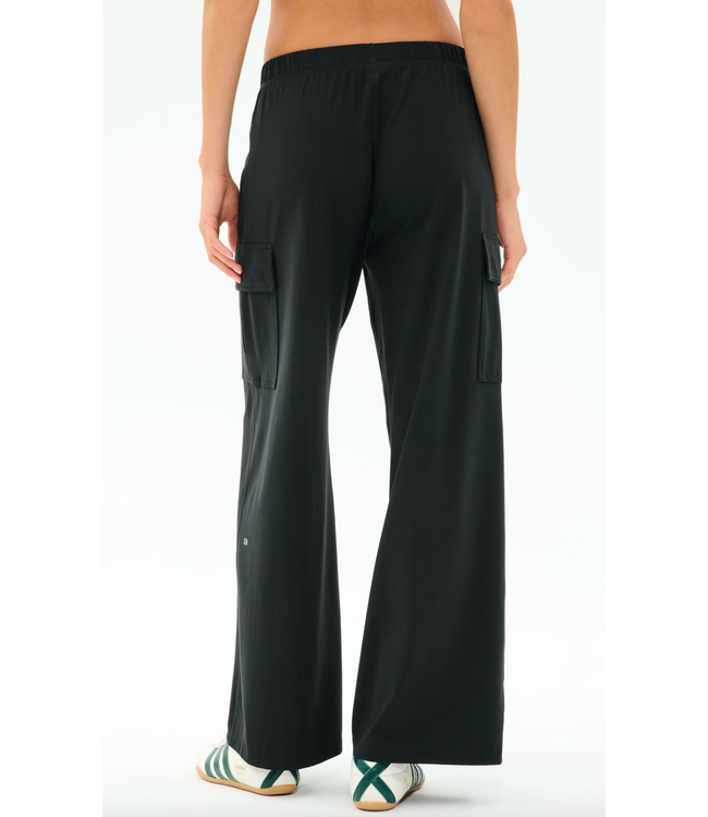 Alex Airweight Cargo Pant- Black