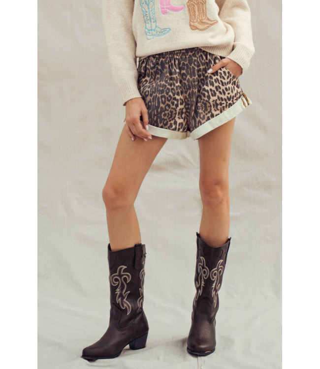 Rolled cuff Short- Leopard
