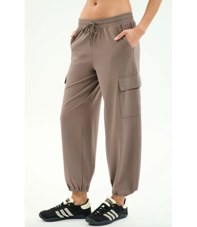 Nico Airweight Cargo Pant- Lentil