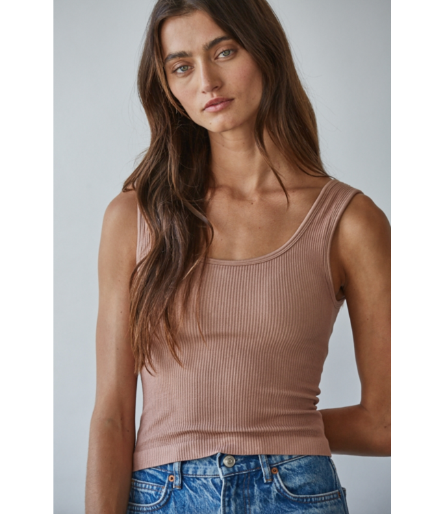 Seamless Scoop Neck Tank- Dark Taupe