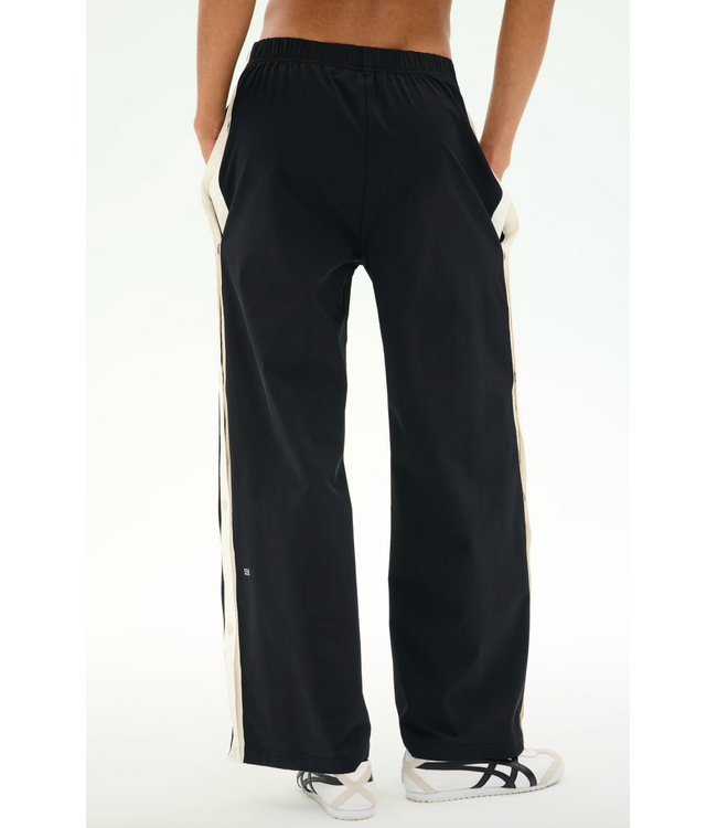 Jordan Nylon Twill Tearaway- Black/Creme