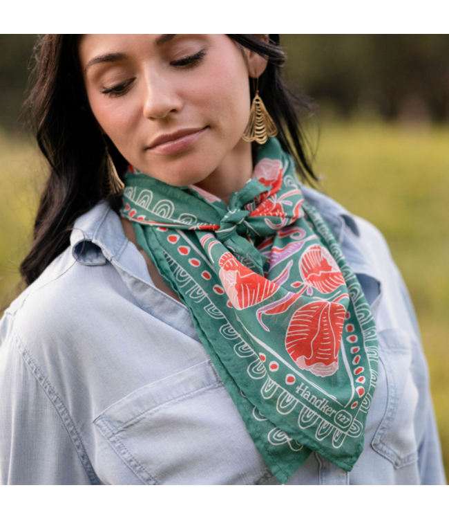 34" Wild Rag Winnie Bandana