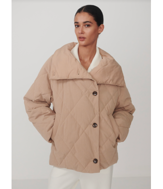 Varley Evren Short Quilted Coat- Light Taupe