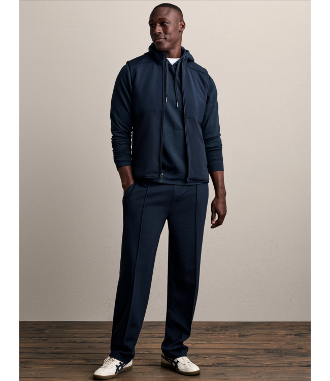 True North Vest- True Navy