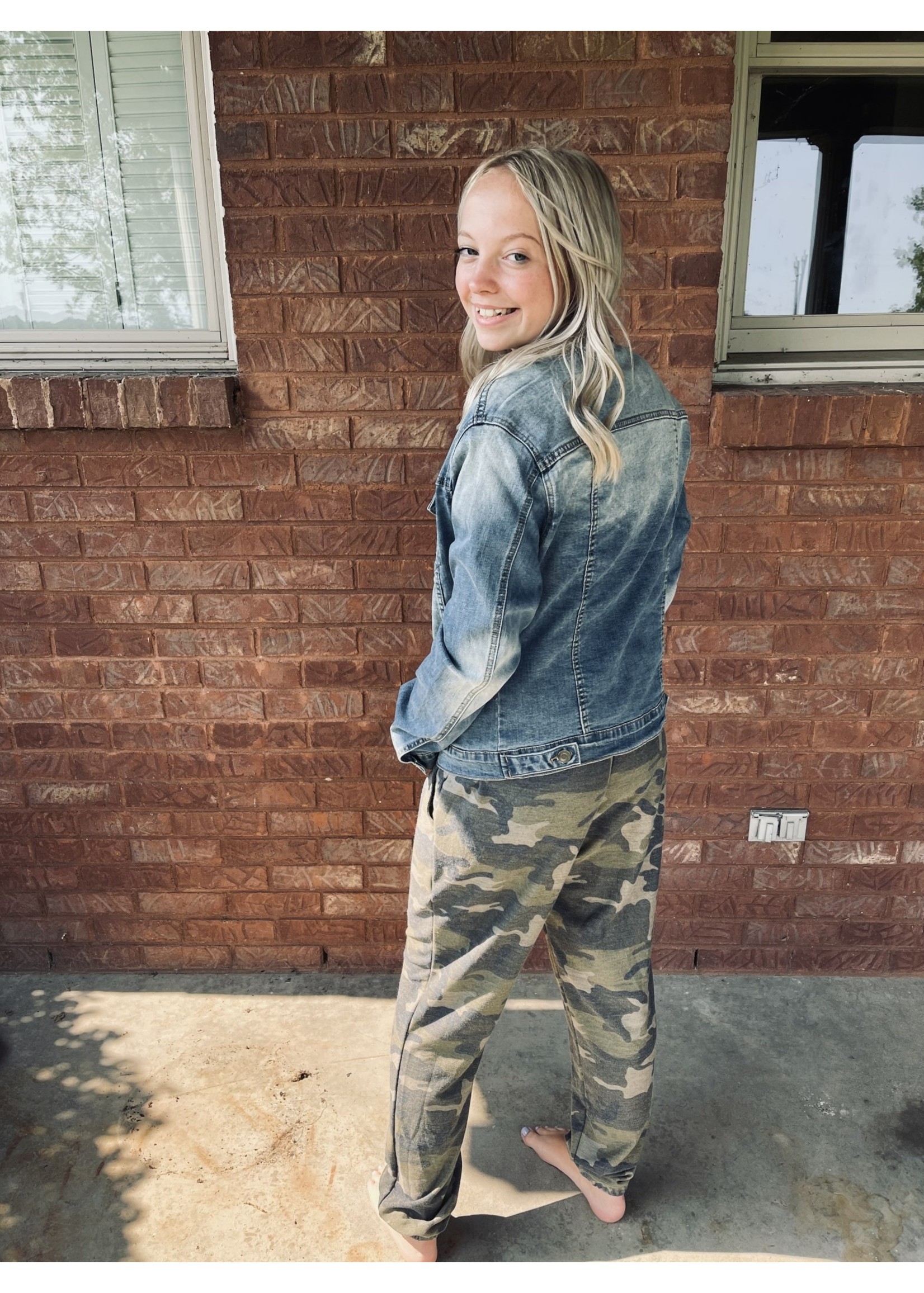 Casual Washed Denim Jacket - Traveling 