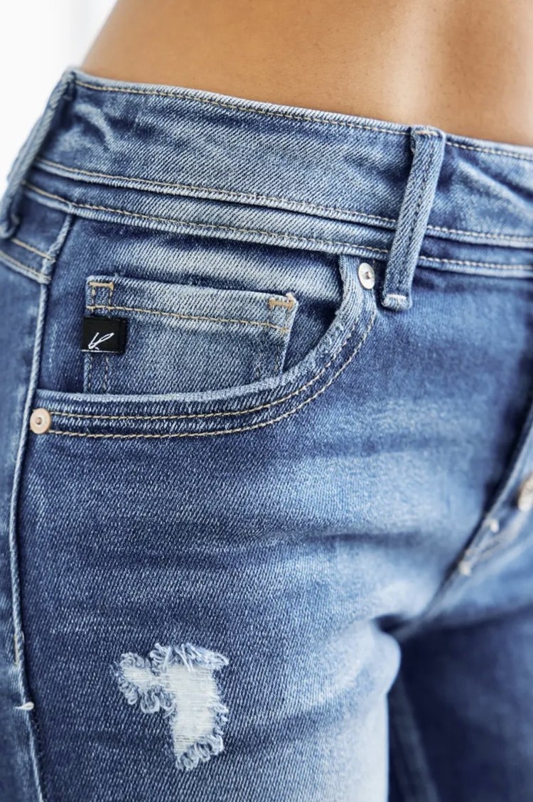 Kan Can Mid Rise Repaired Skinny Straight w/ Single Cuff