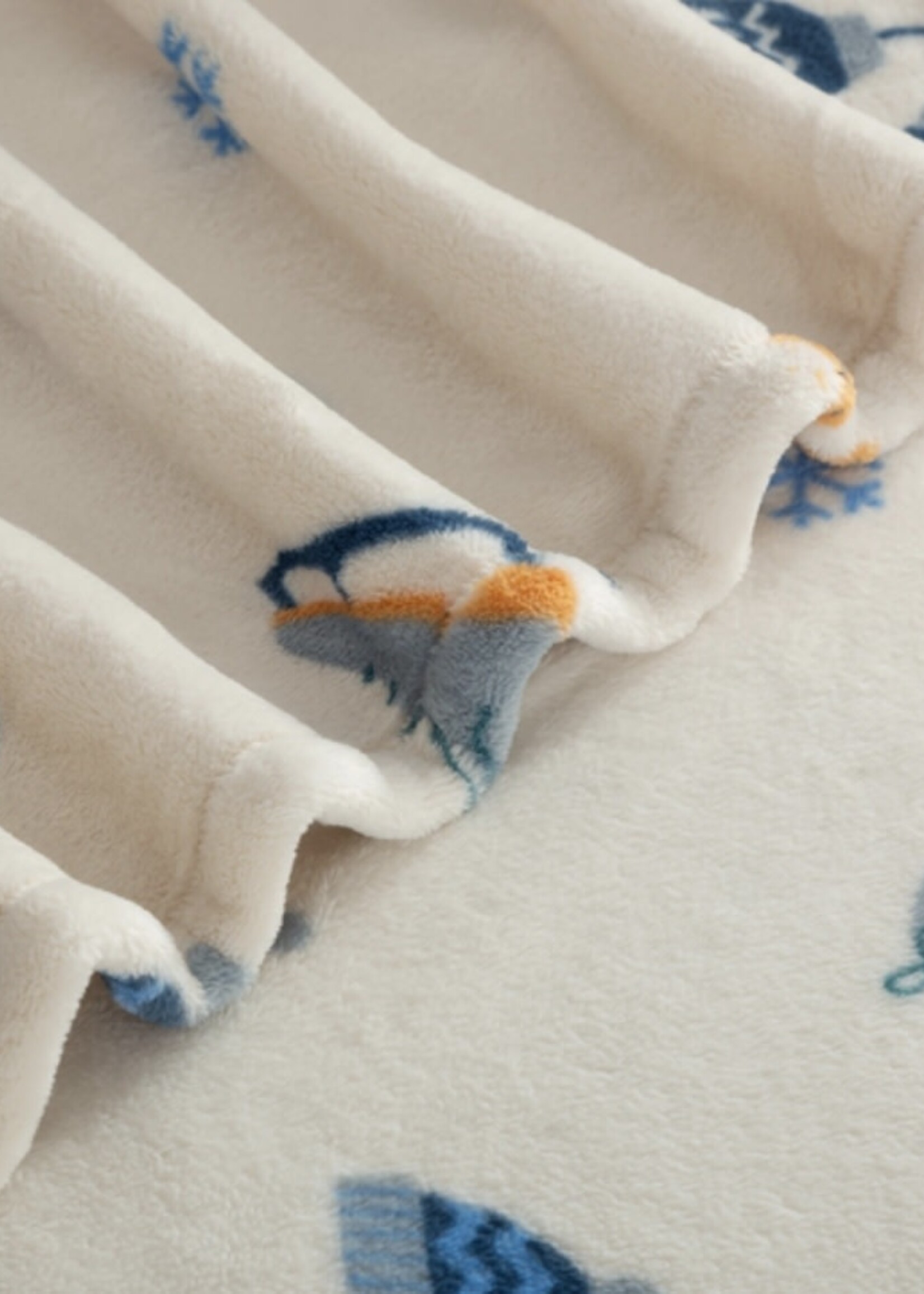 Life is Good WINTER FUN PLUSH THROW BLANKET