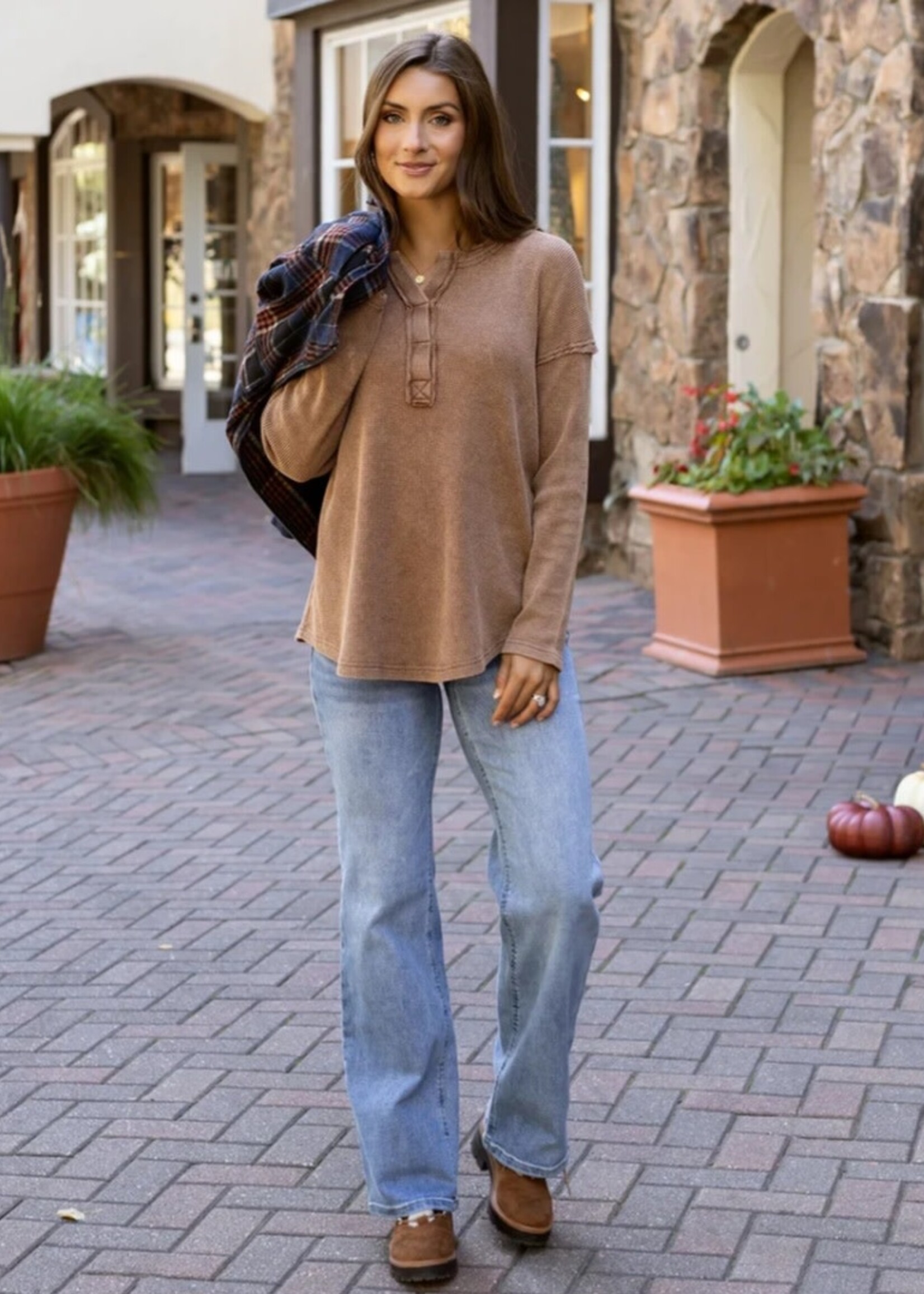 Grace & Lace Mineral wash waffle henley