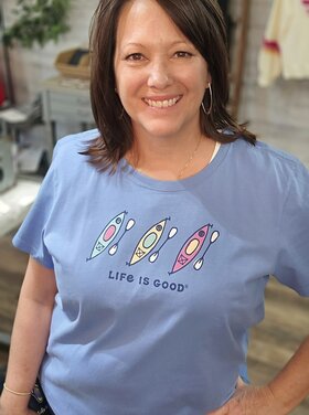 Life is Good Womans Three Kayaks Crusher Tee