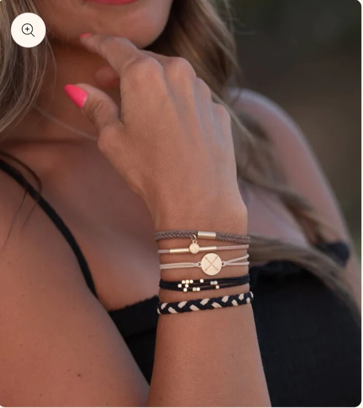 Focus hair tie bracelets