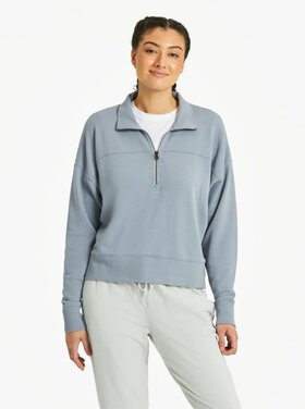 Life is Good WOMEN'S SOLID FRENCH TERRY BOXY QUARTER