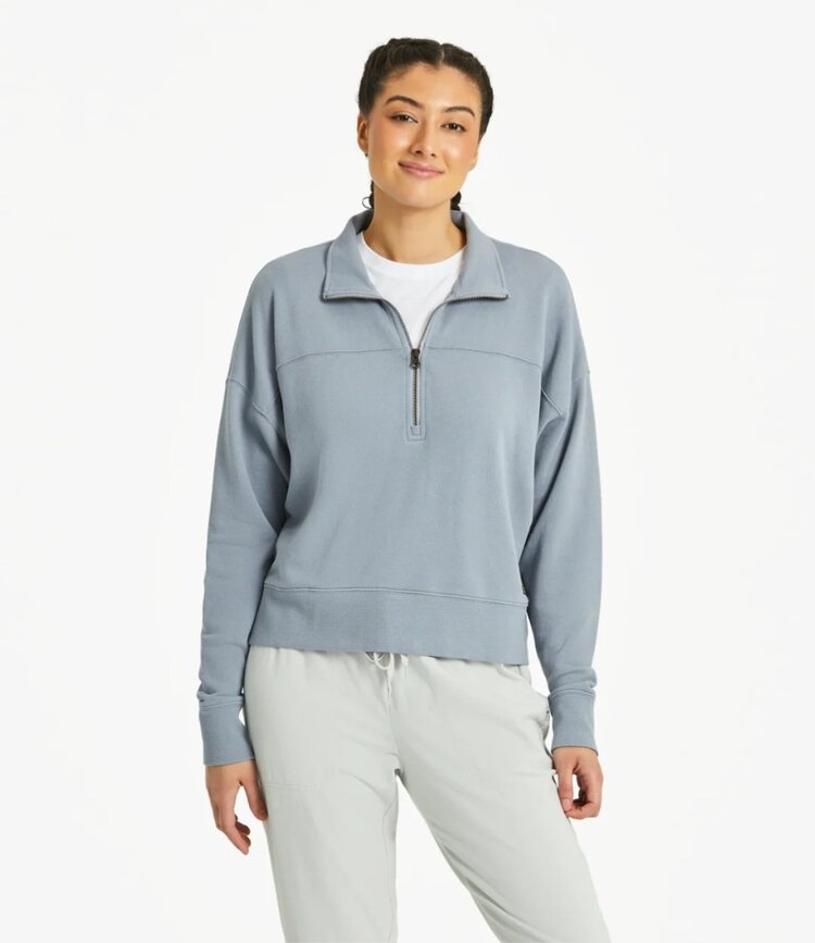 Life is Good WOMEN'S SOLID FRENCH TERRY BOXY QUARTER