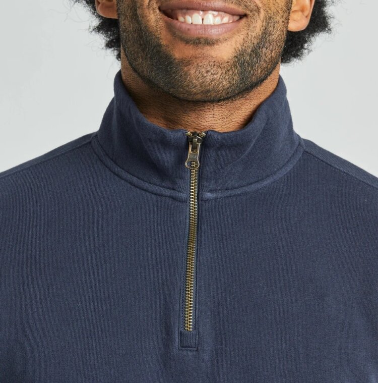 Life is Good MEN'S SOLID FRENCH TERRY QUARTER ZIP