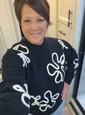 En Creme Whimsical Bloom Sweater