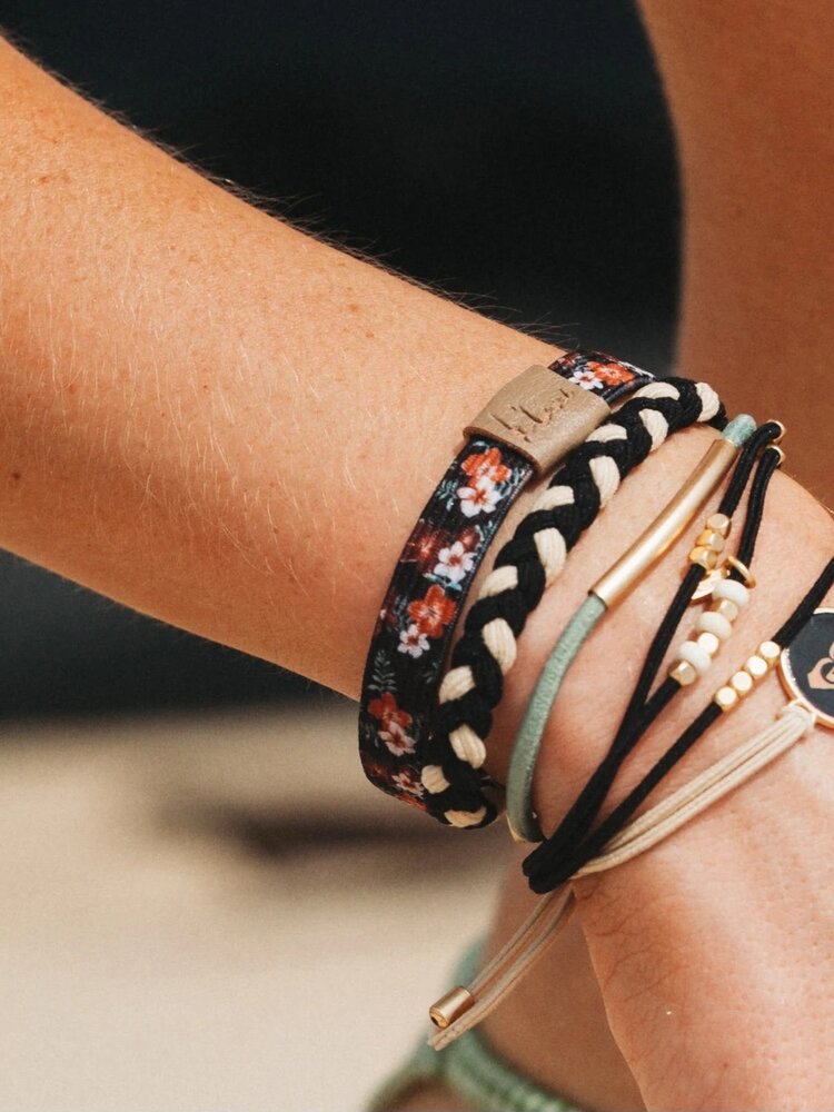 kilani Roxy coastal drift hairtie bracelets