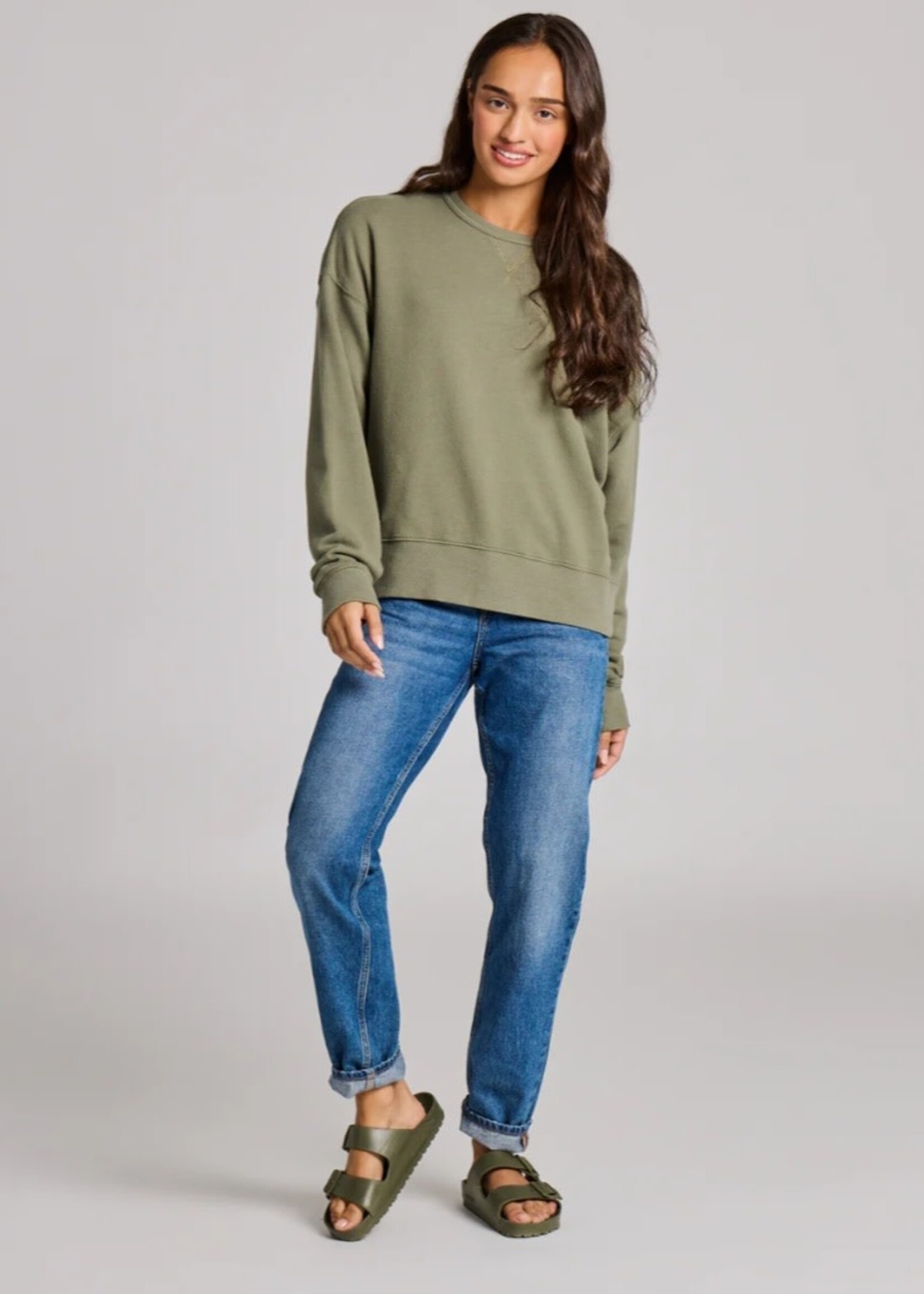 Life is Good WOMEN'S SOLID FRENCH TERRY BOXY CREW