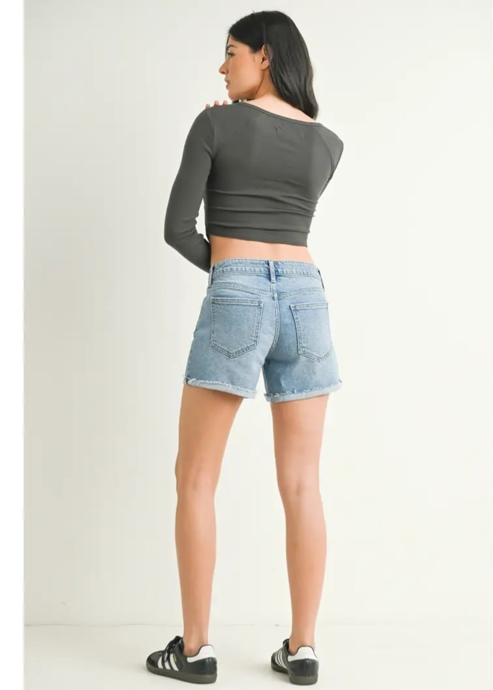 JBD Denim Mid Rise Frayed Cuff shorts