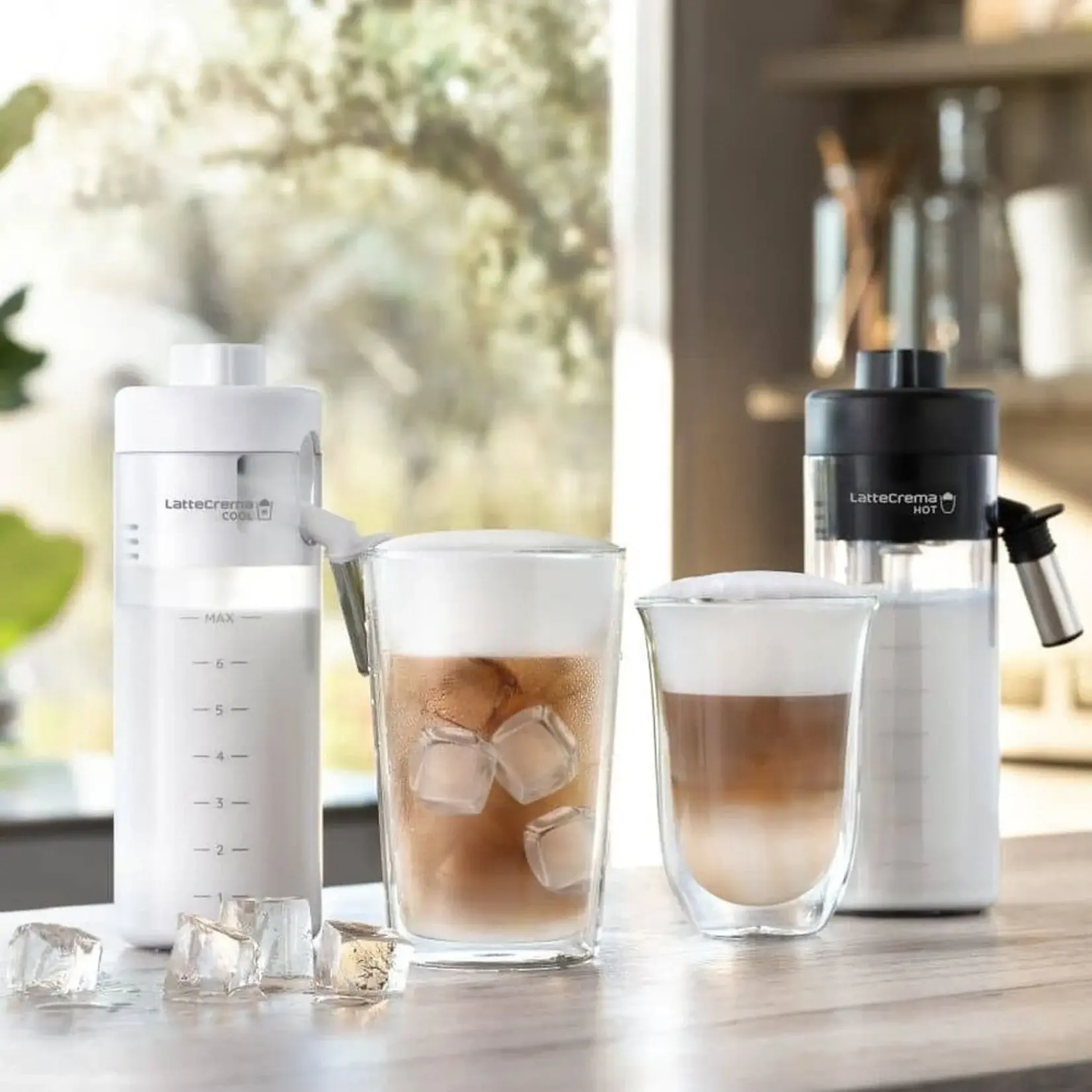 DELONGHI Espresso automatique Eletta Explore avec Cold Brew