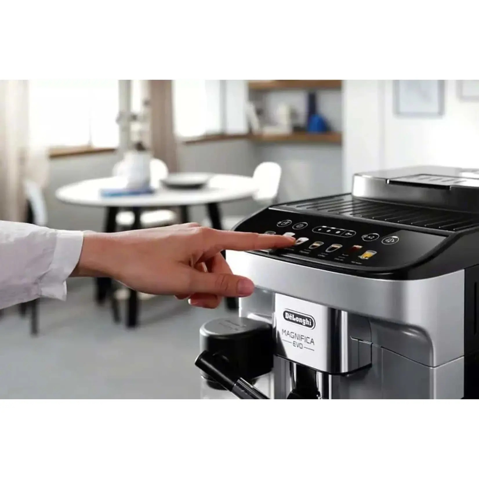 DELONGHI Espresso automatique Magnifica Evo LatteCrema